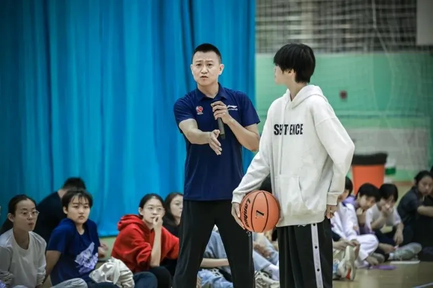 篮球周训练计划包括哪些内容呢图片_2